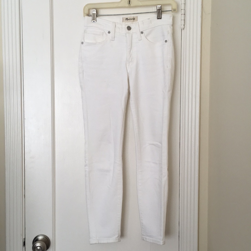 Madewell 9” skinny jeans in size 24 short